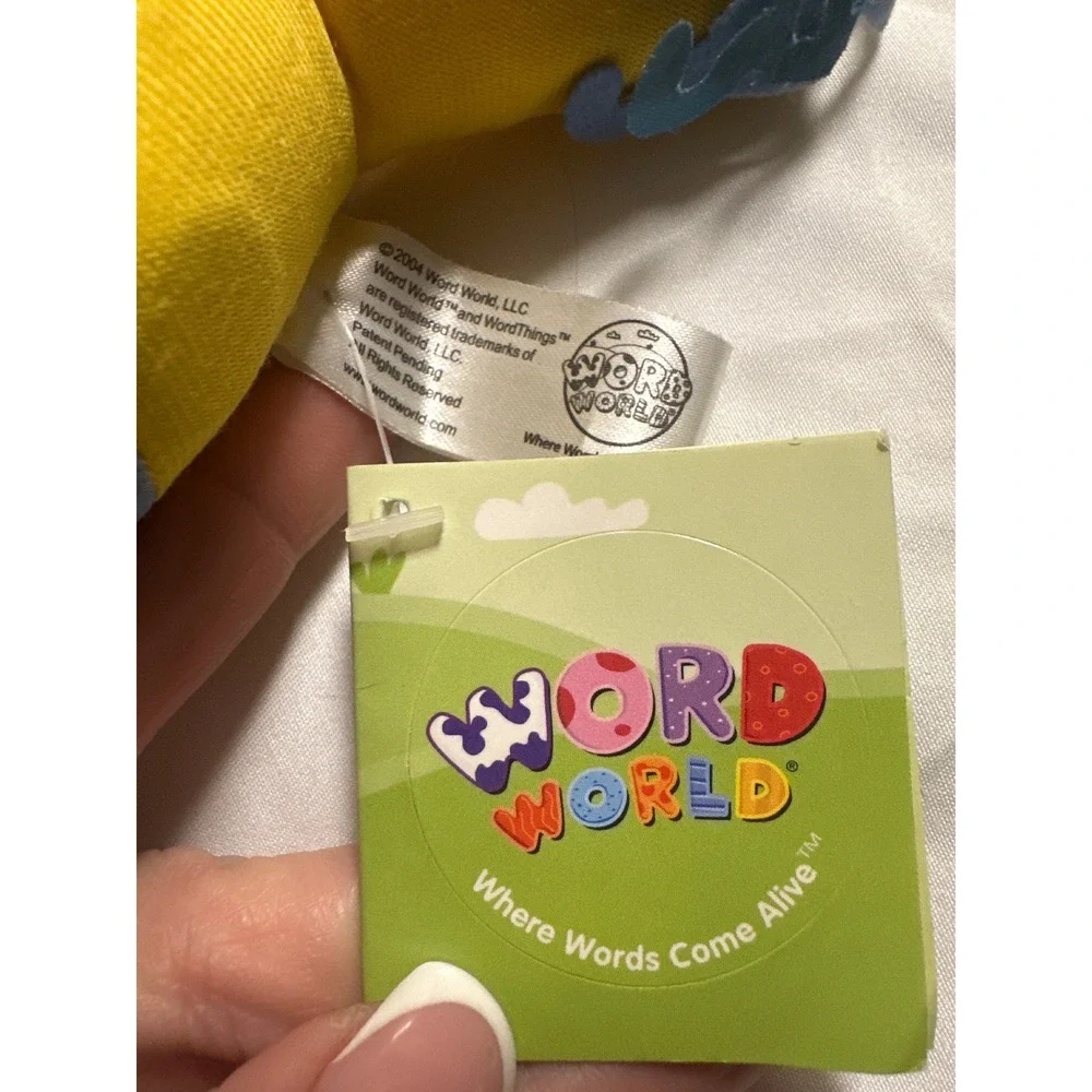 Word World Plush TRUCK WordThings Magnetic Connecting Letters Learning Toy NWT